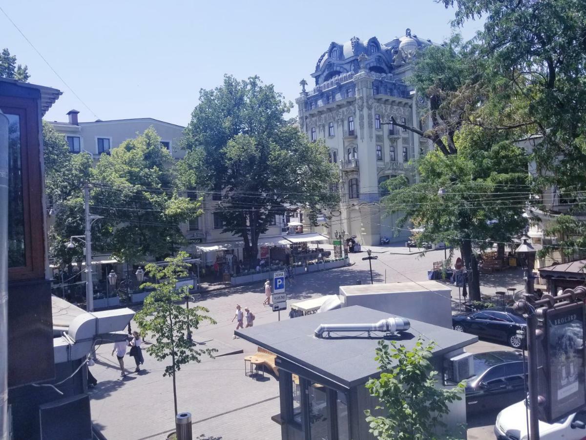 Deribasovskay Street Apartments Odessa Bilik gambar